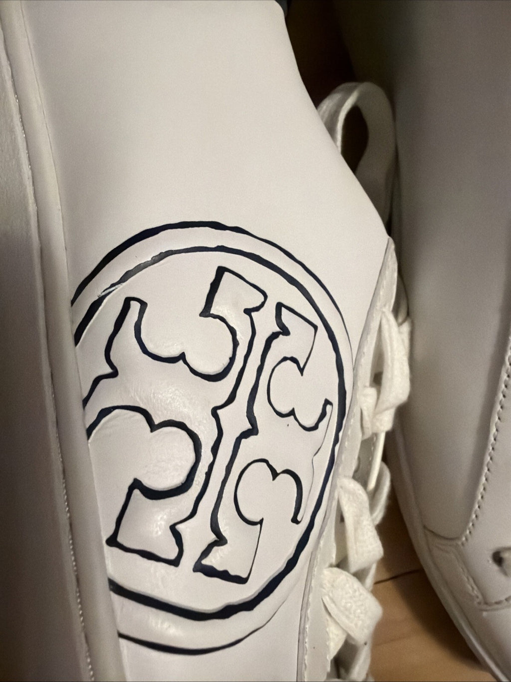TORY BURCH Howell Court Sneakers White Leather Navy Suede / Logo Size UK 8.5 BN