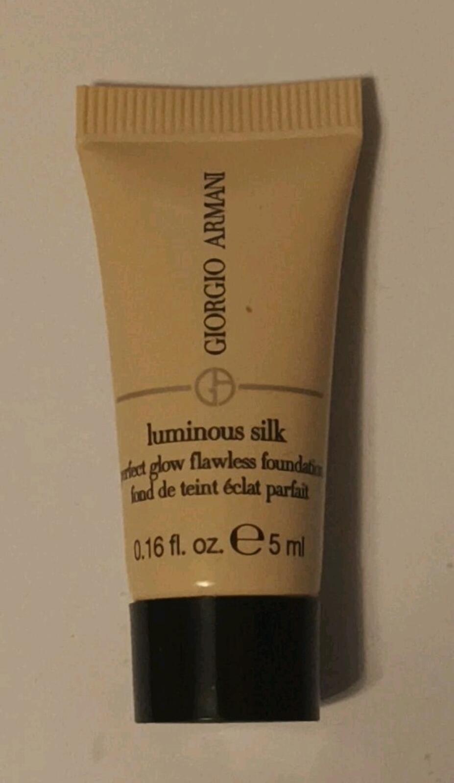 Giorgio Armani luminous silk foundation 5ml Shade 5.9