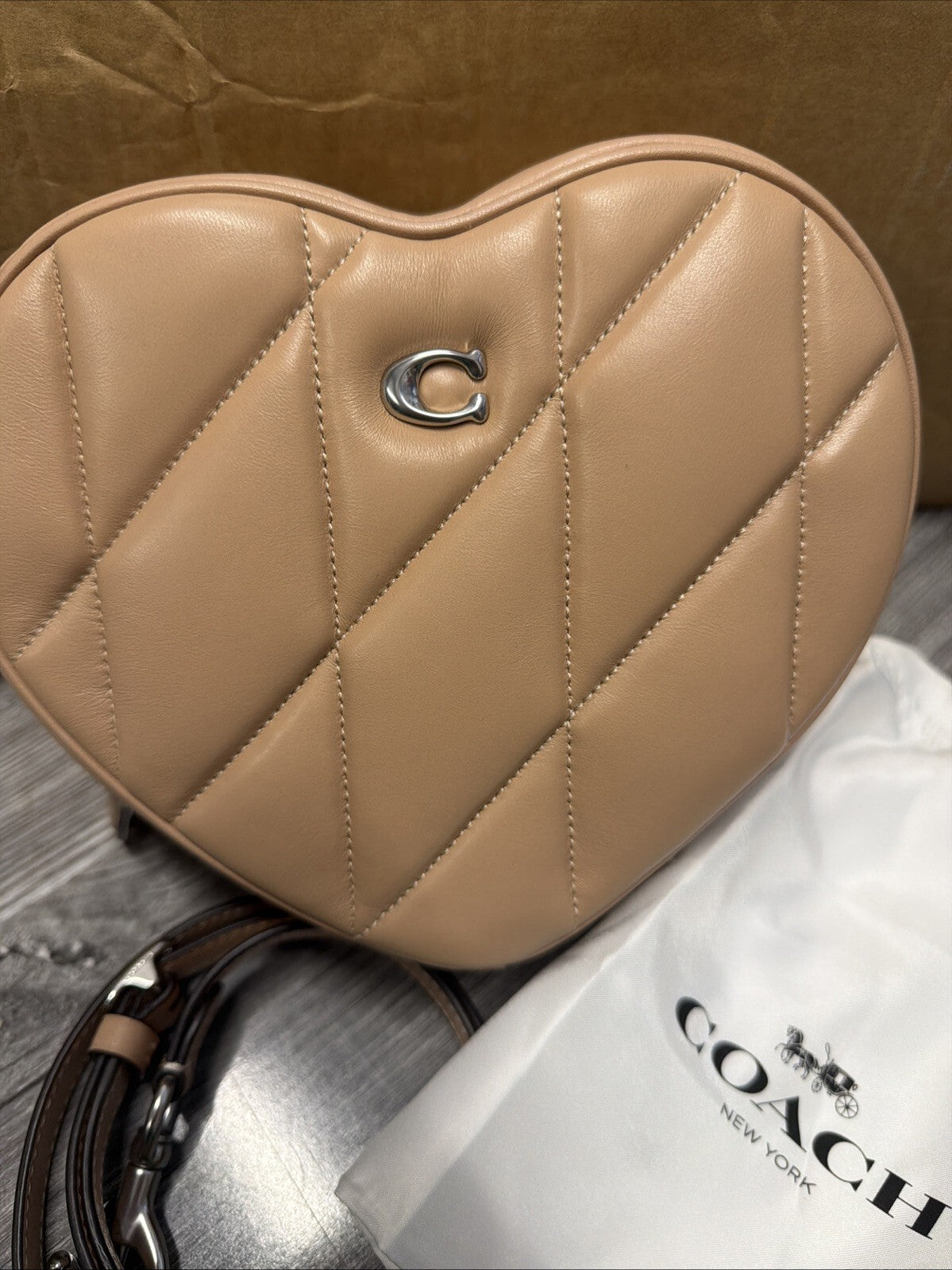 BNWT Coach Quilted Leather Heart Crossbody Bag In Buff/Beige Ltd Edition