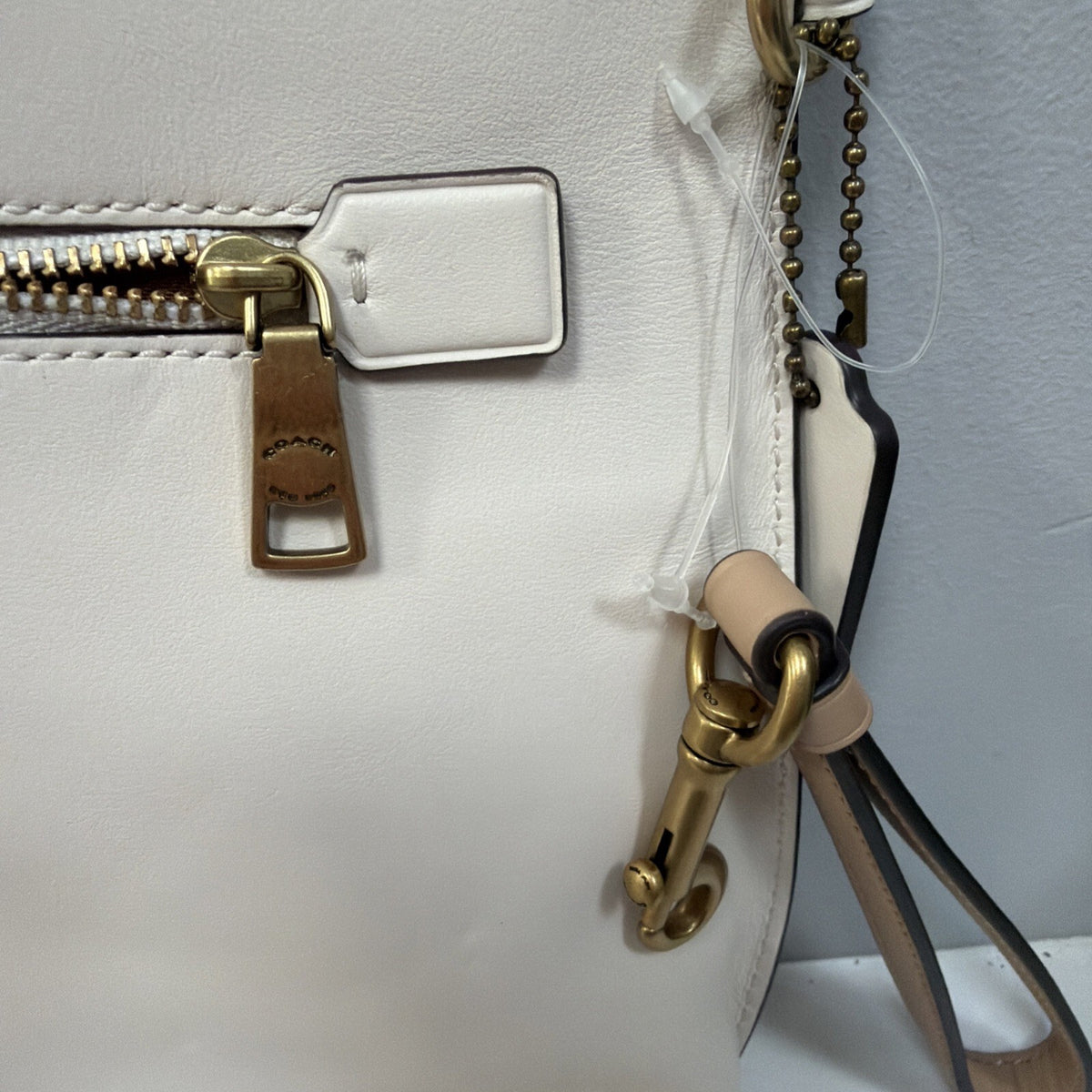 357 Coach Large Charlie leather Pouch clutch/wristlet Ivory Tea Rose Rivets £275