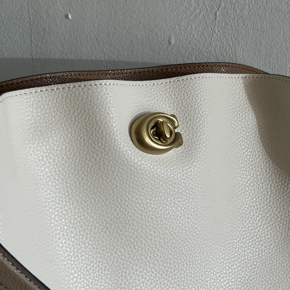 406 Coach Willow Shoulder Bucket Bag In Chalk Colour block BNWOT