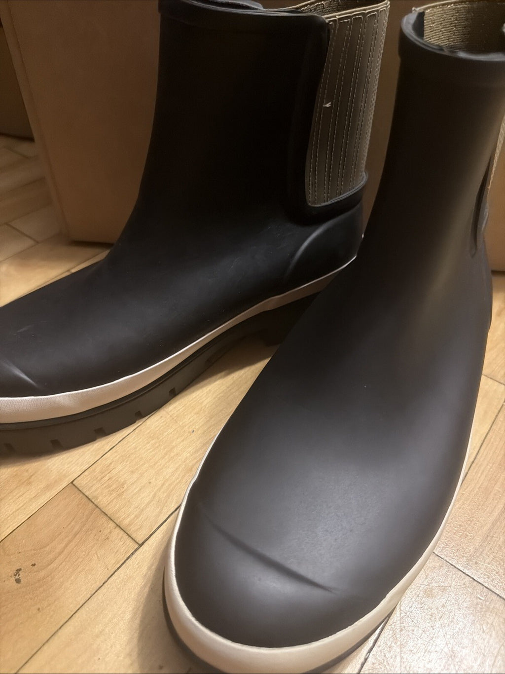 Tory Burch Hurricane Rain Boots Wellingtons Black Olive BN Uk 8.5 Wellies