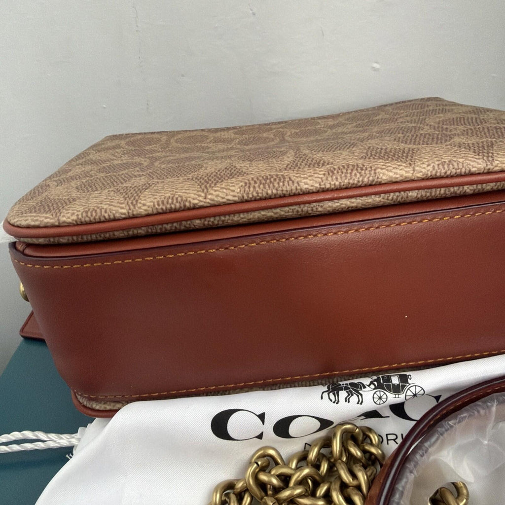 338 Coach Cassie 19 Signature Tan Leather Crossbody / Shoulder Bag New 3 Straps