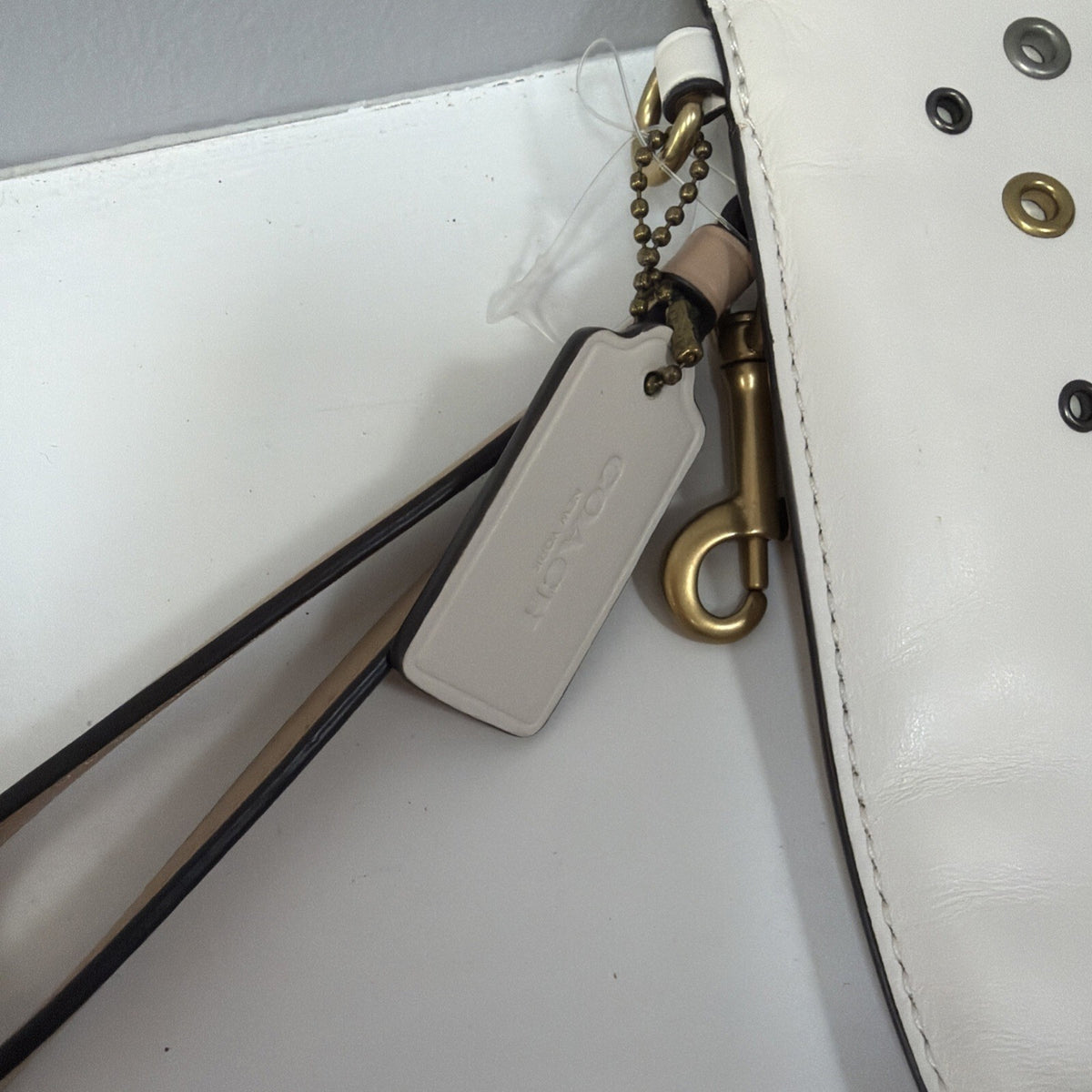 357 Coach Large Charlie leather Pouch clutch/wristlet Ivory Tea Rose Rivets £275
