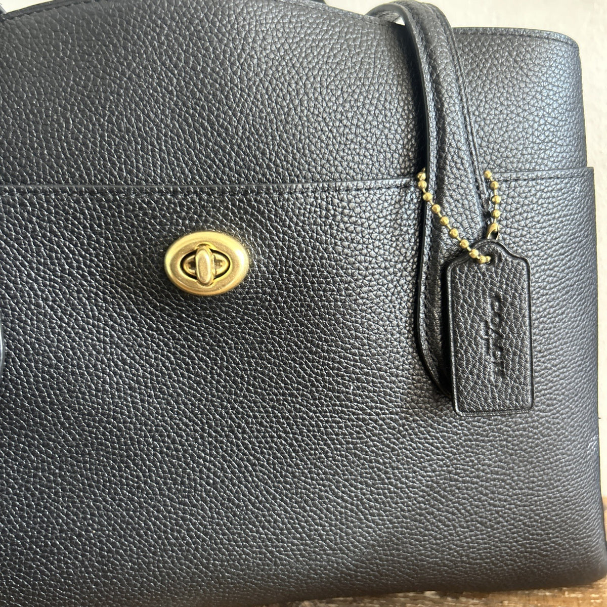 419 Coach Lora Carryall BNWOT in Black
