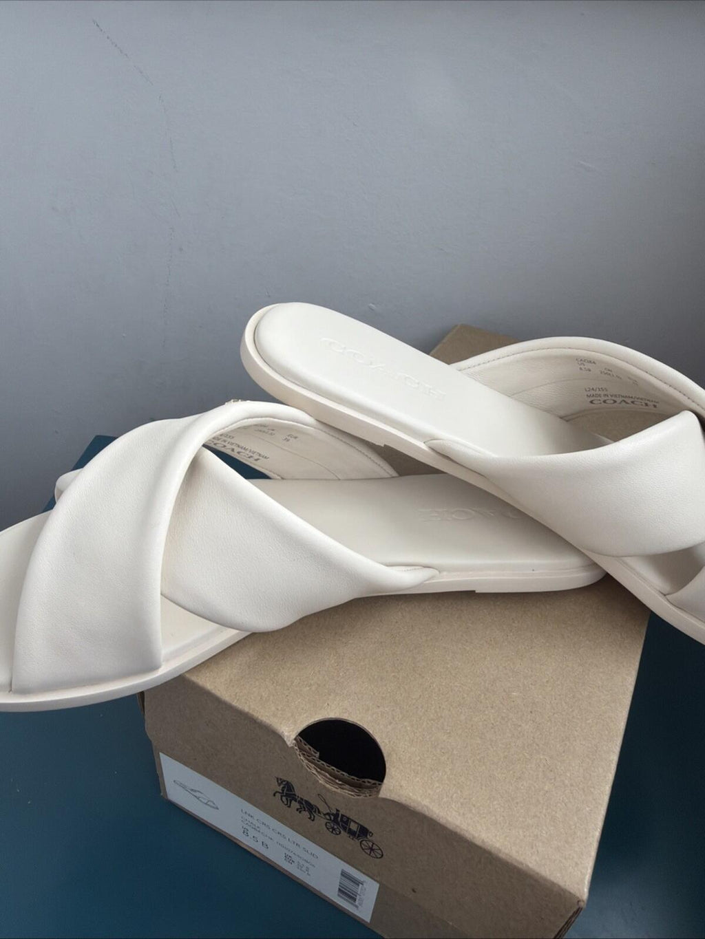 Coach Link Criss Cross Slides Flats Sliders Chalk Leather Uk 6.5 BNIB £225