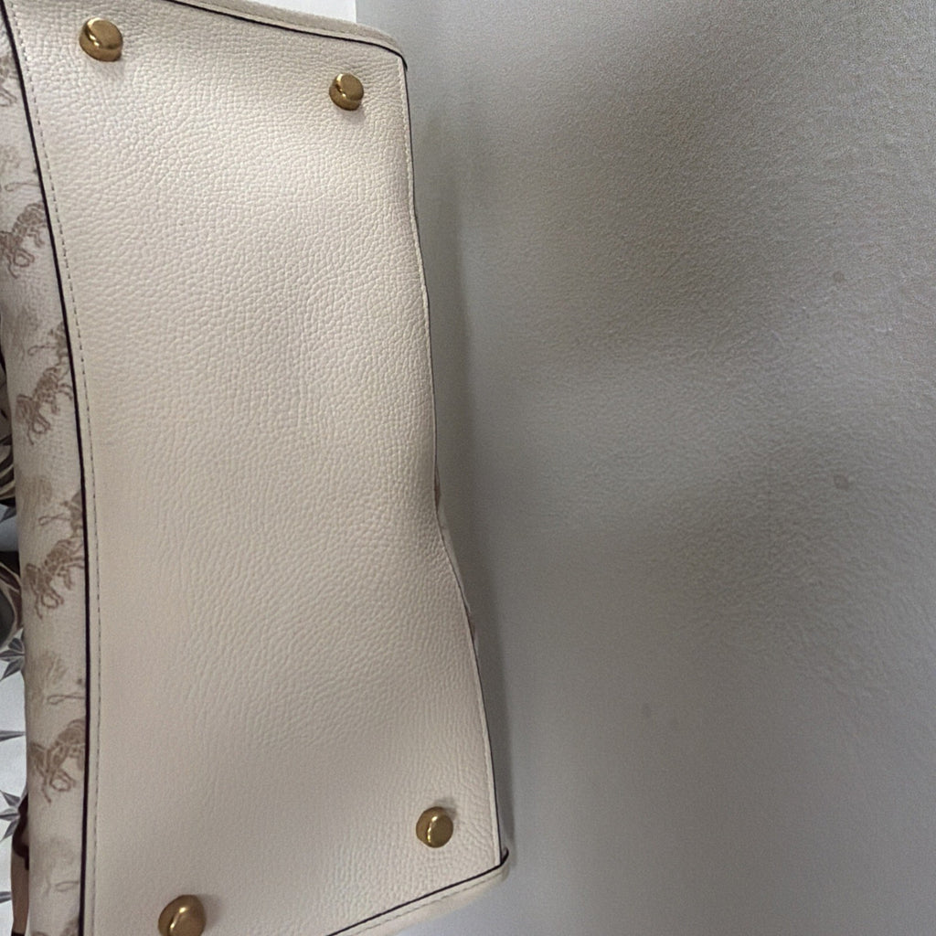 COACH C3866 Field Tote 22 With Horse And Carriage Print Chalk BNWT