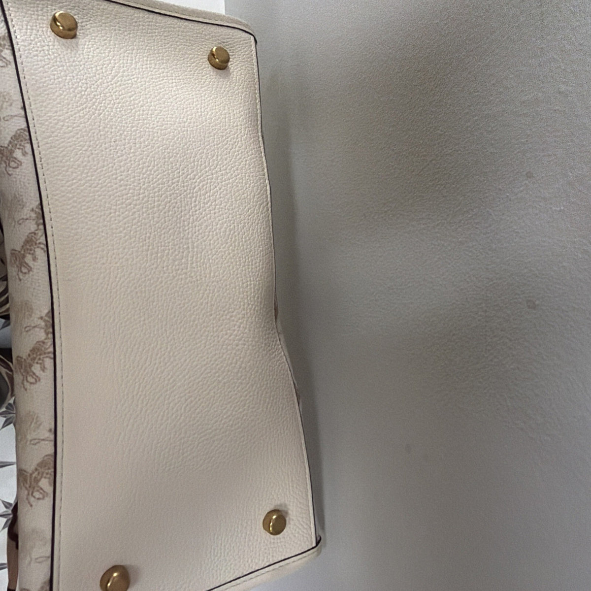 COACH C3866 Field Tote 22 With Horse And Carriage Print Chalk BNWT