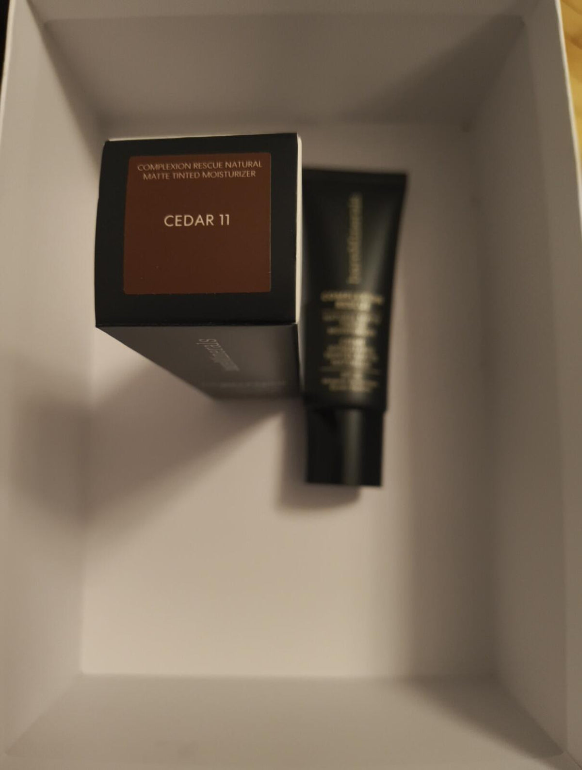 Complexion Rescue Bare Minerals Natural Matte Tinted Moisturizer 35ml Cedar