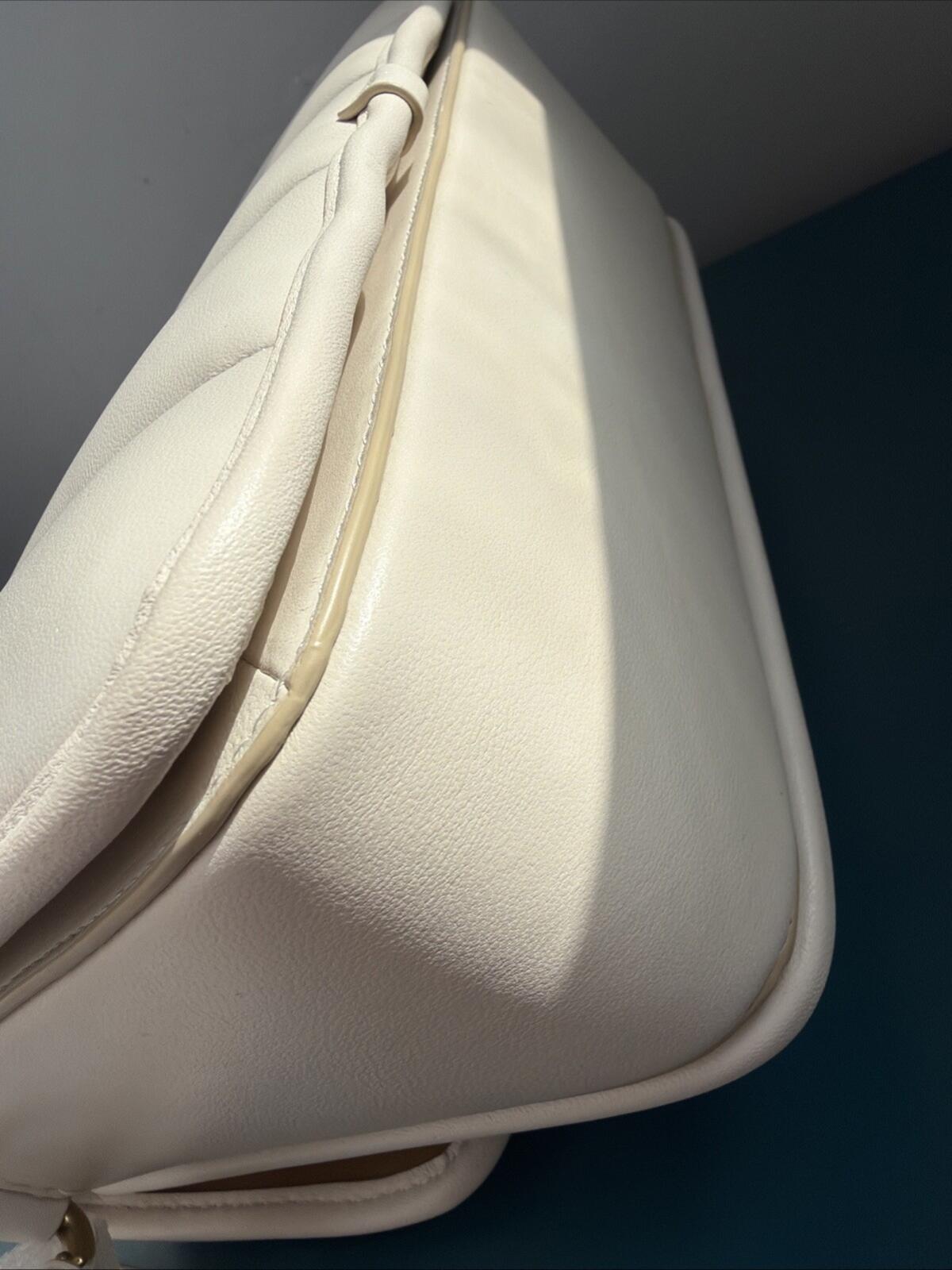 351 Coach Chalk Ivory Quilted Nappa Leather Studio Shoulder Bag C7725 BNIB