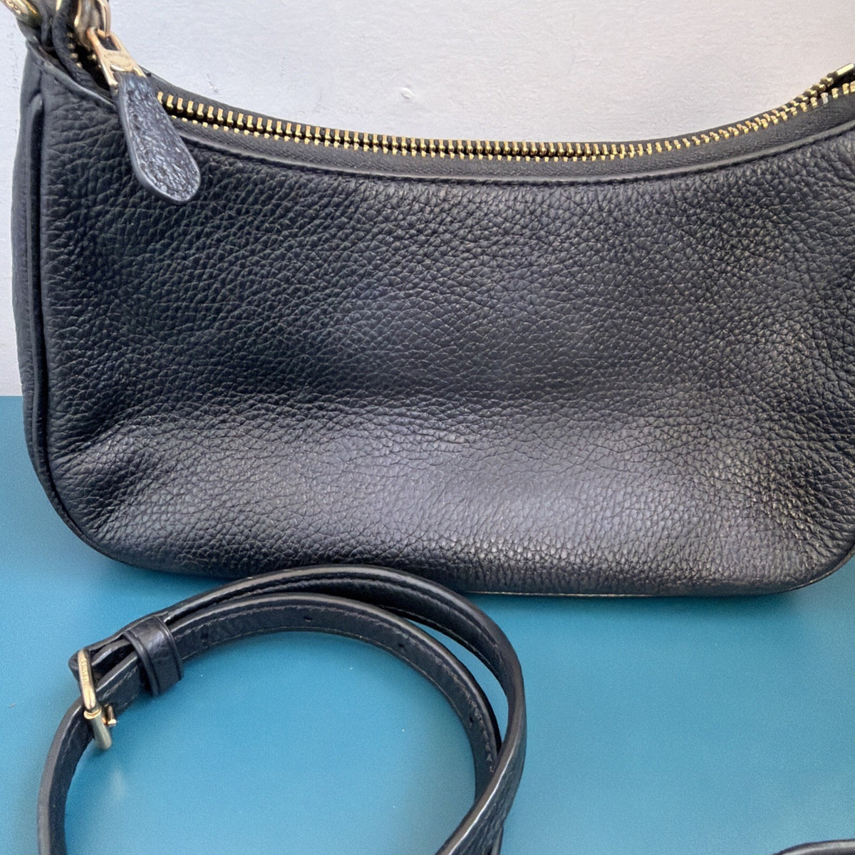 355 Coach Teri Shoulder Bag Black Pebbled Leather Genuine Strap Strap Damage