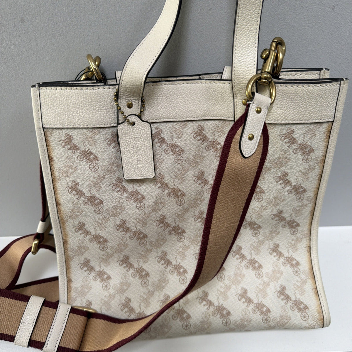 COACH C3866 Field Tote 22 With Horse And Carriage Print Chalk BNWT