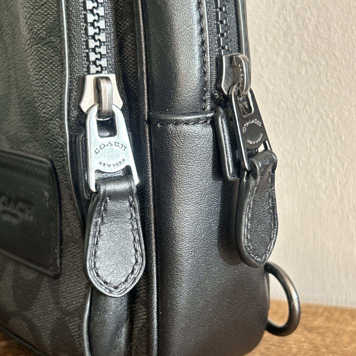 422 Coach Racer Sling Pack In Signature Black/ Charcoal/ Gunmetal Canvas  BNWOT