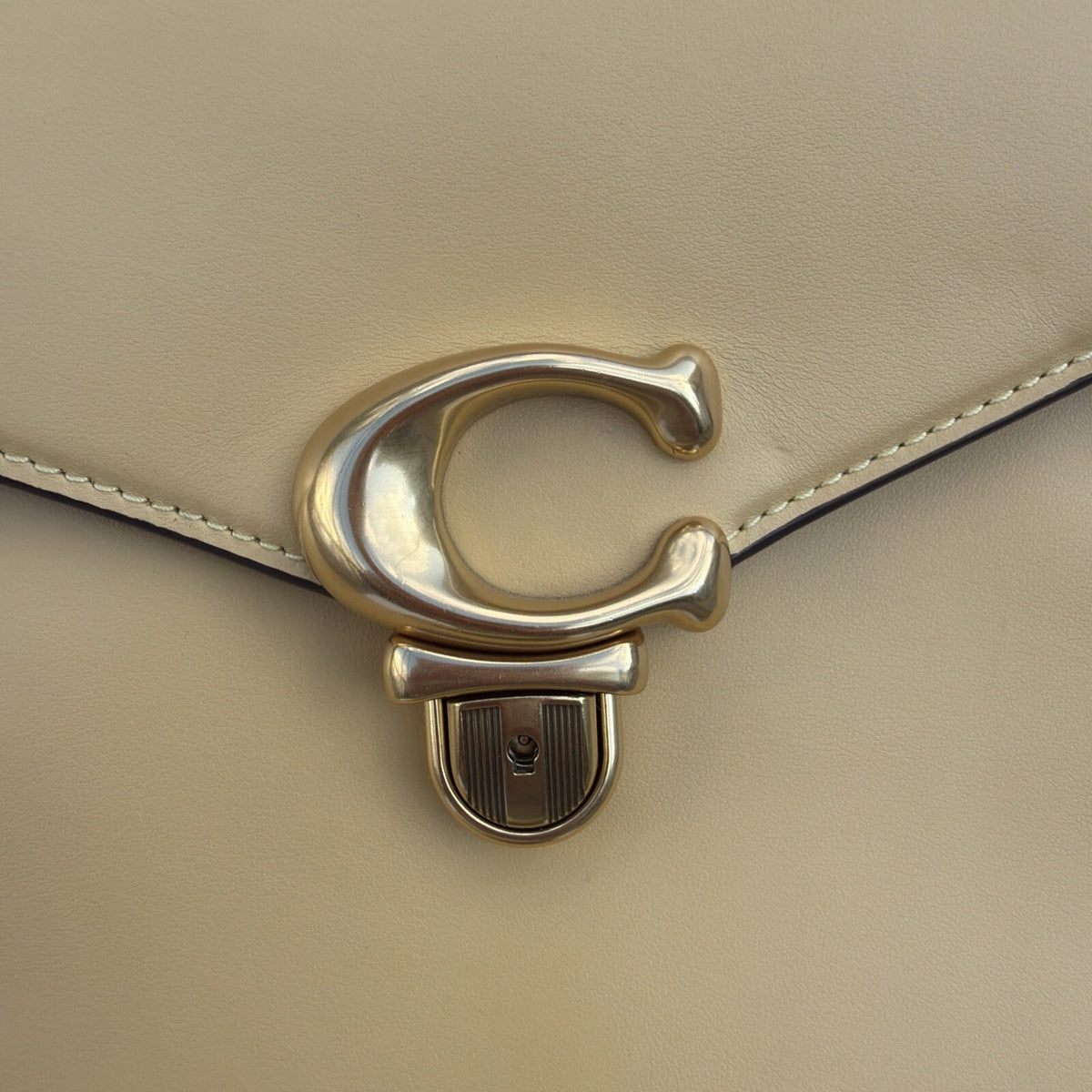 Coach Sammy Top Handle 21 Bag smooth leather Hay - Yellow  RRP £550 BNWT