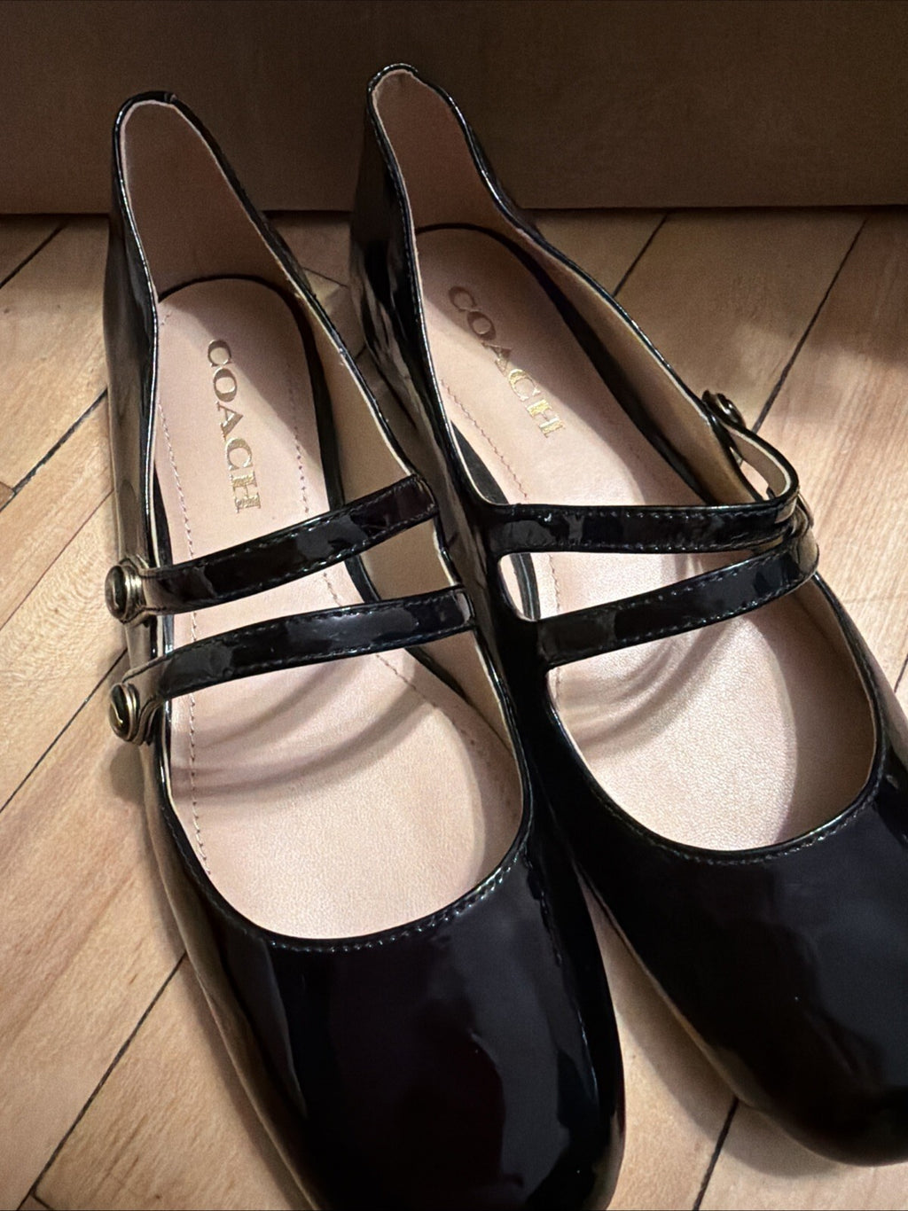 Coach Winley Mary Jane Black Patent Leather Ballet US Size 7 Uk 5 Eu 37.5 New
