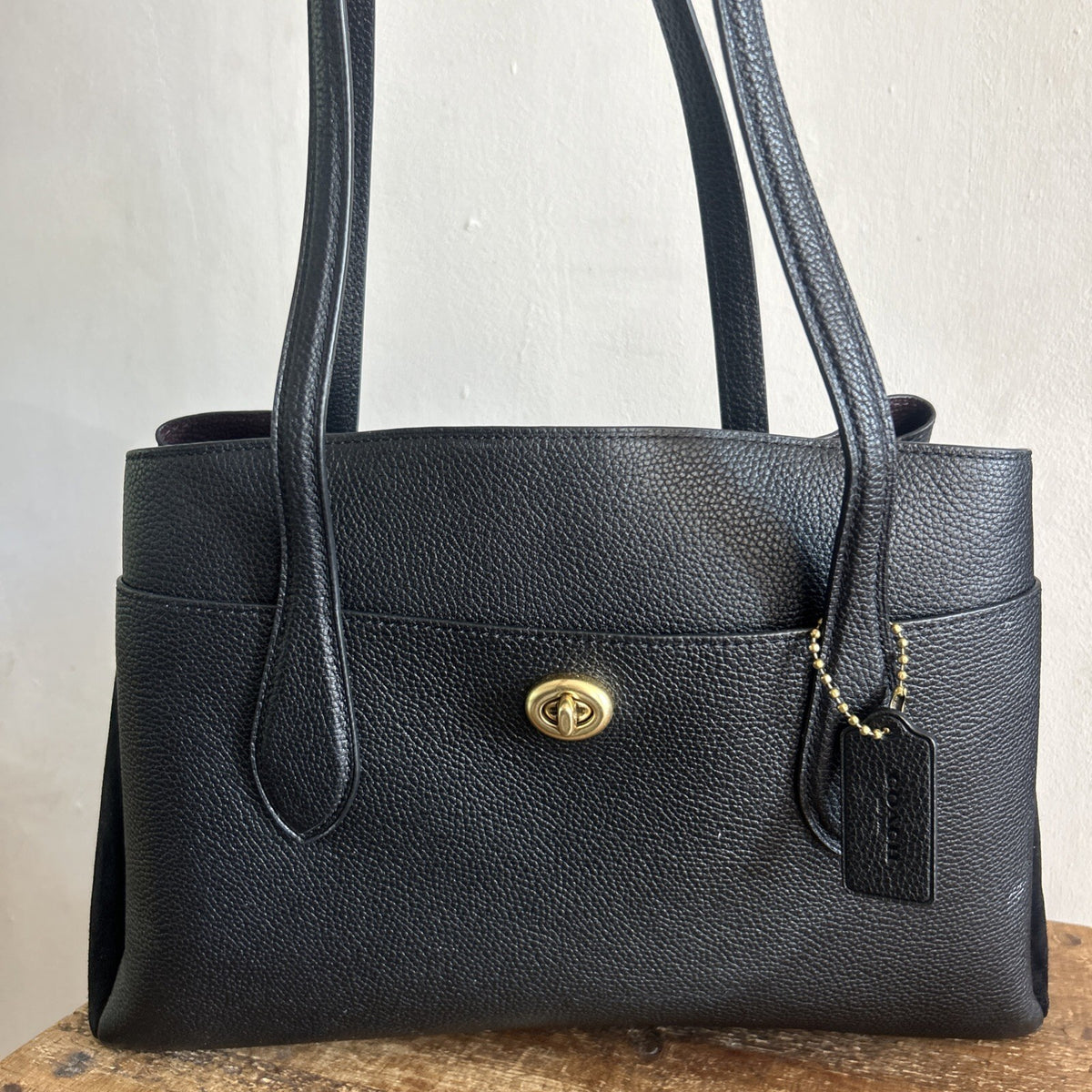 419 Coach Lora Carryall BNWOT in Black