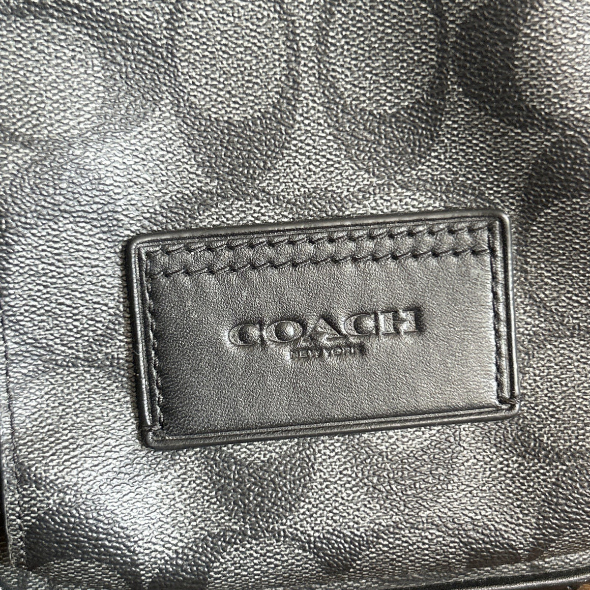 422 Coach Racer Sling Pack In Signature Black/ Charcoal/ Gunmetal Canvas  BNWOT