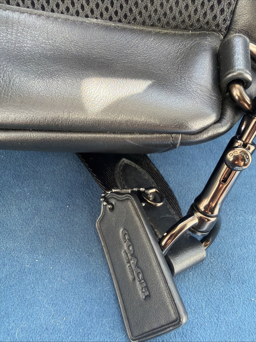 Coach Gotham Sling Back Pack 13 CC091 Black Signature Canvas Leather Bag BN
