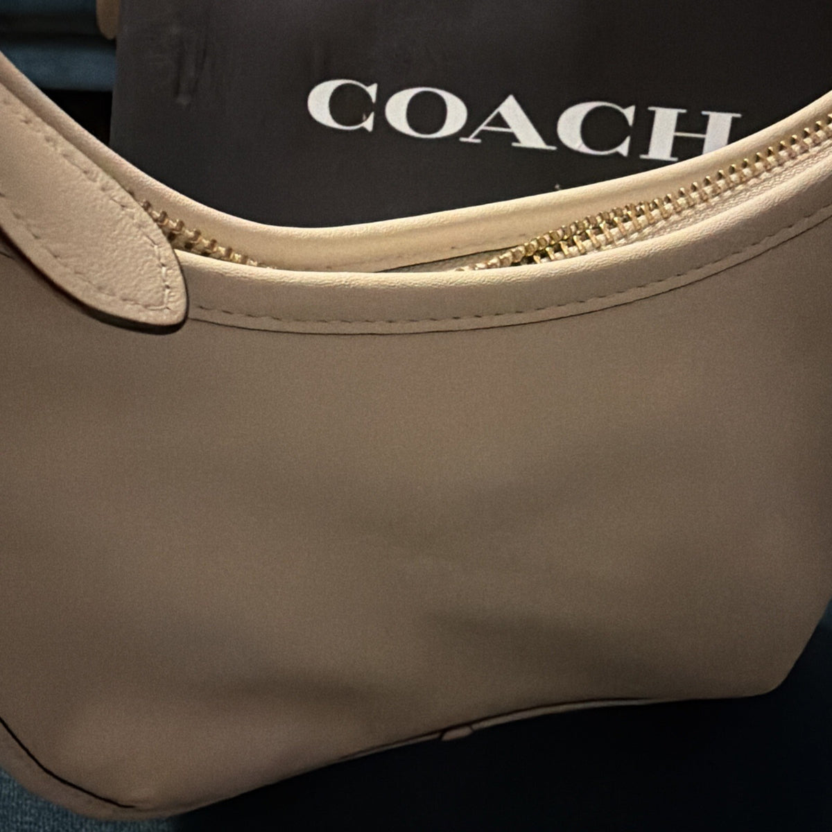 Coach New York Limited Re-Edition 1997 Curve Zip Bag Chalk White Leather BNWT