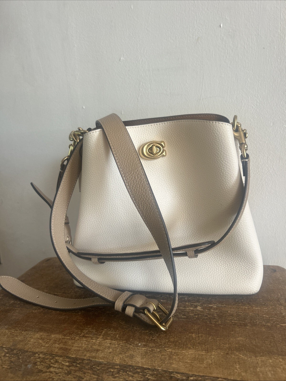 400 Coach willow Bucket Shoulder Bag In Colourblock White BNWOT