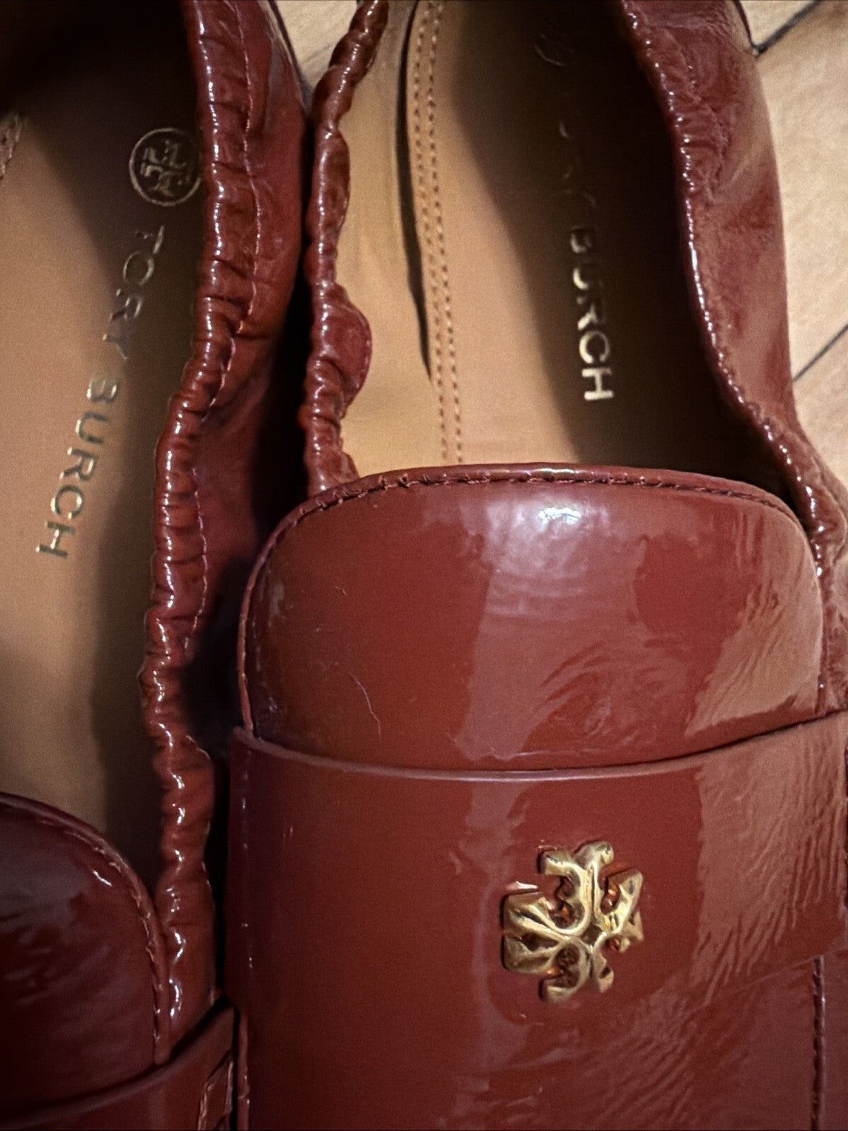 Tory Burch Ballet Loafer Flats Shoes Smoked Paprika Patent Leather Logo BN