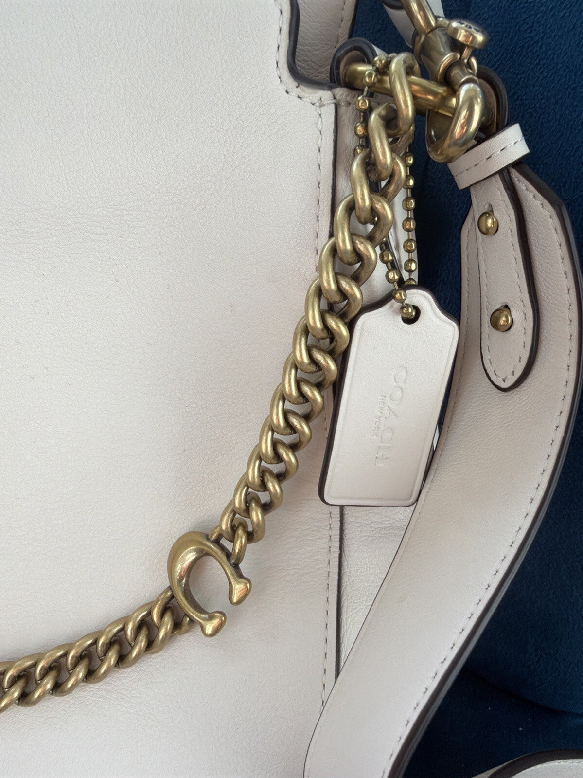 Coach Signature Chain Hobo Shoulder Leather Bag Chalk Ivory New 2 Straps