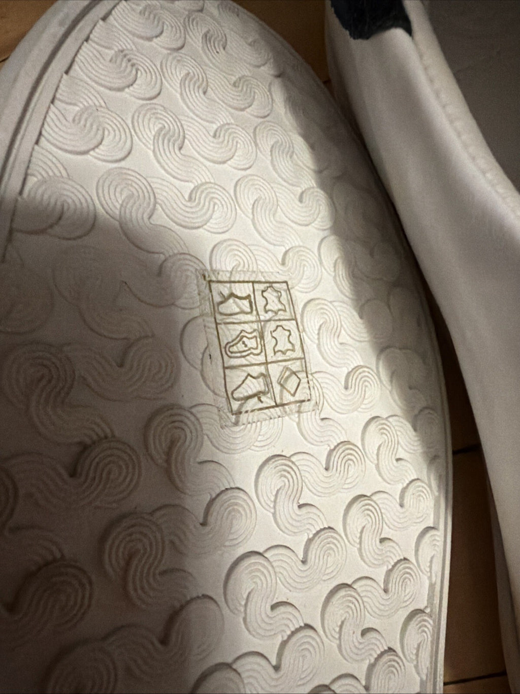 TORY BURCH Howell Court Sneakers White Leather Navy Suede / Logo Size UK 8.5 BN