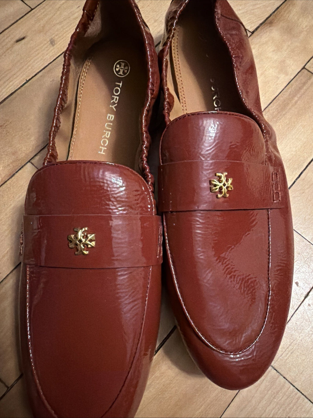 Tory Burch Ballet Loafer Flats Shoes Smoked Paprika Patent Leather Logo BN
