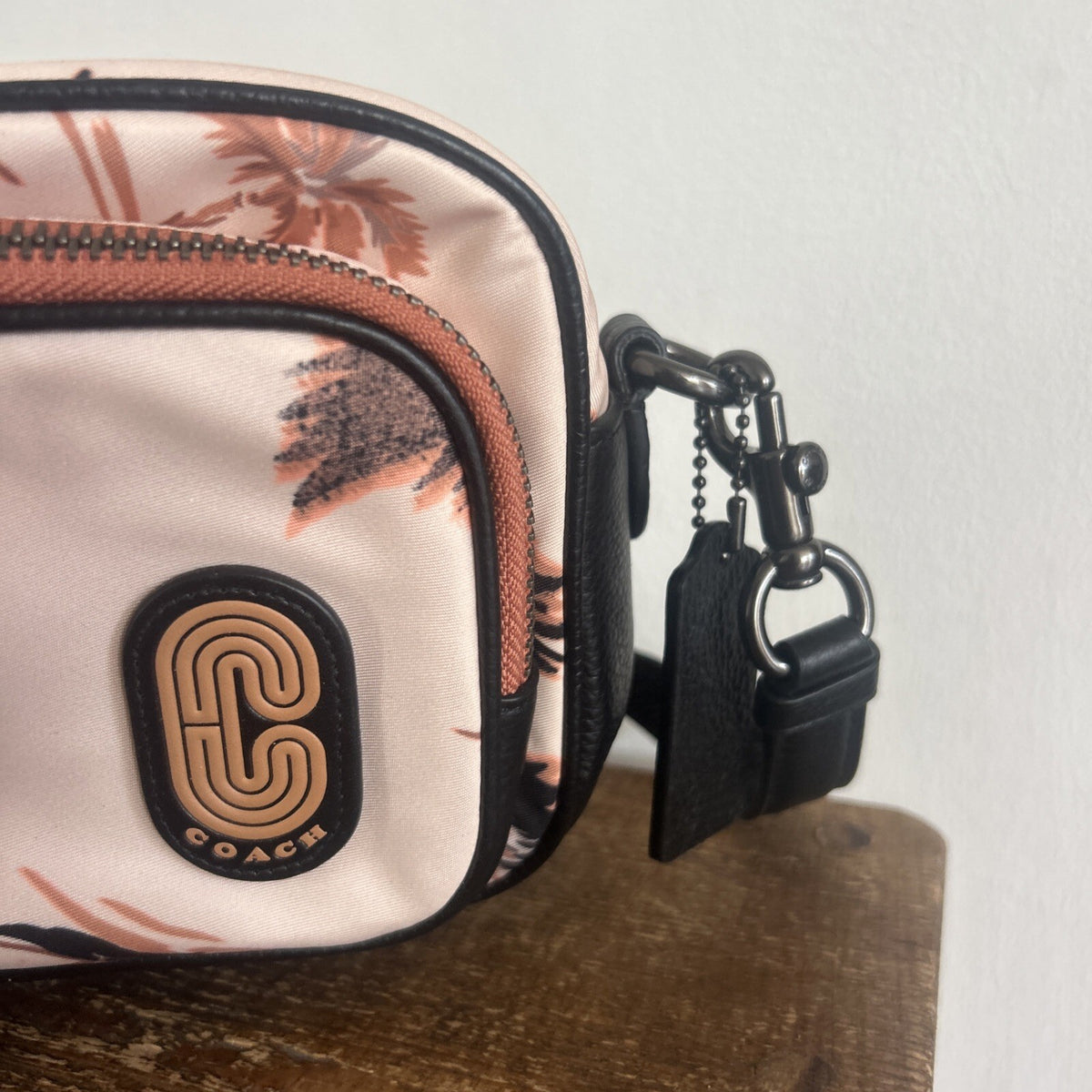 414 Coach Palm Print Courtney BNWT