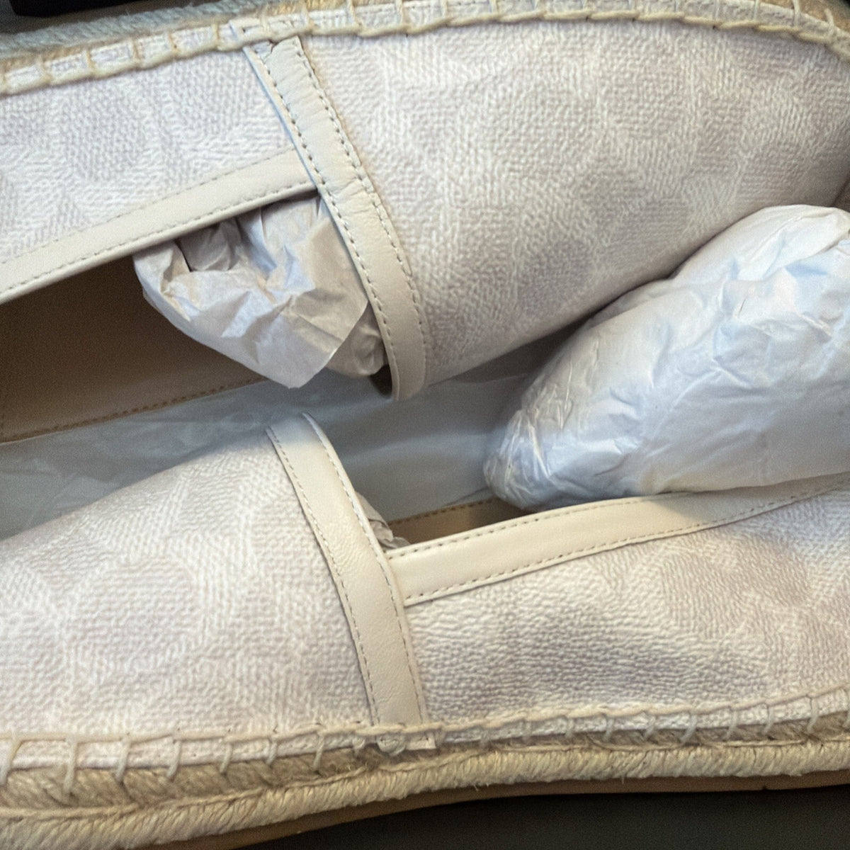 Coach Chalk Collins Coated Canvas Espadrille Flats Uk 6 BNIB White Beige