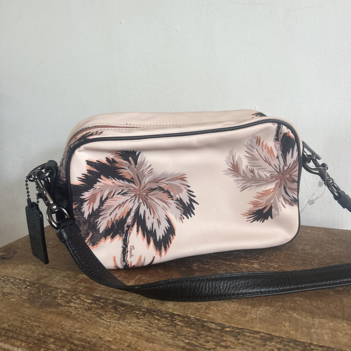 414 Coach Palm Print Courtney BNWT