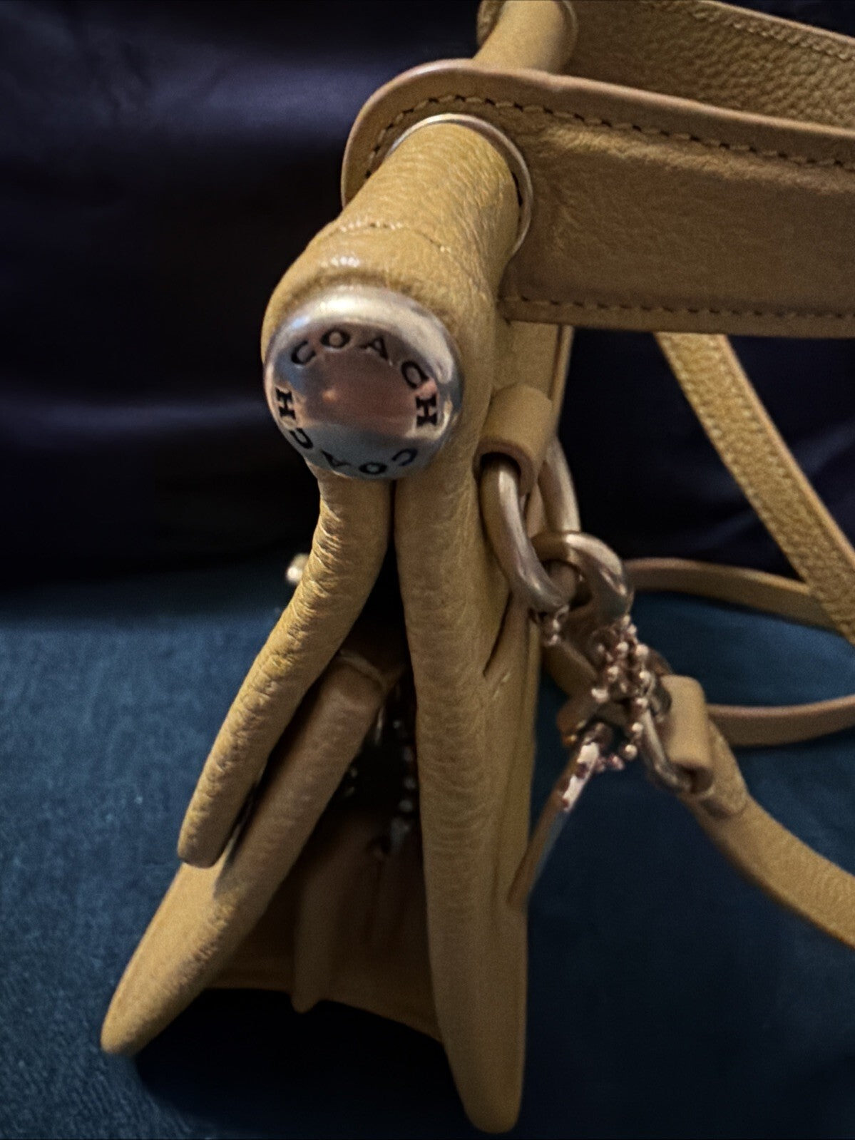 Coach Willis Top Handle 18 Crossbody Pebbled Leather Flax Mustard New