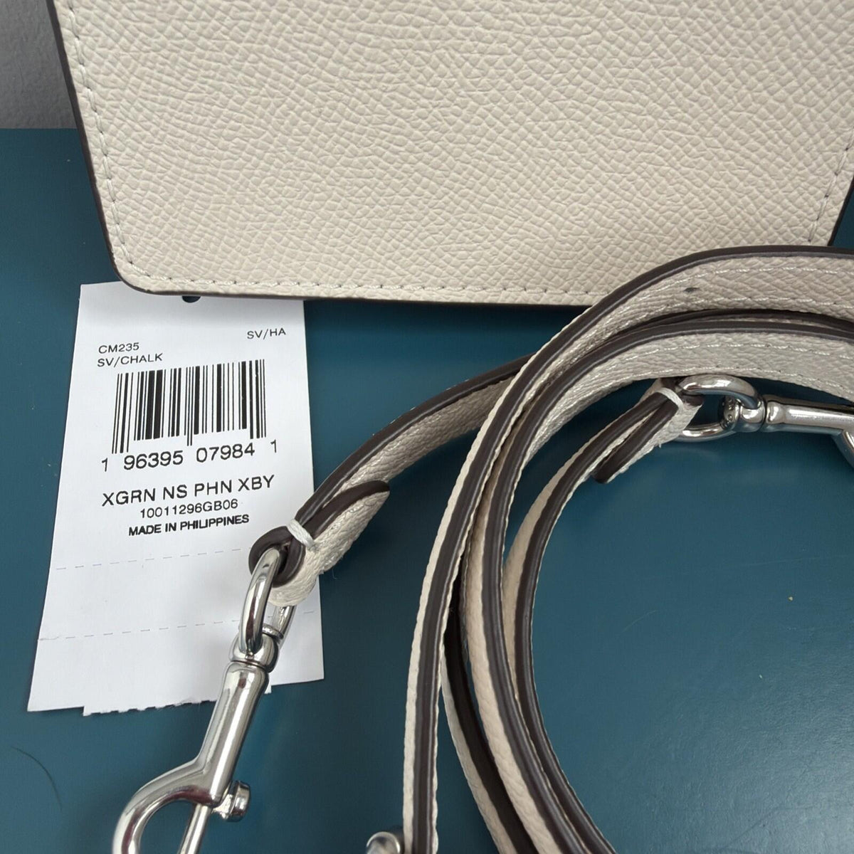 341 Coach Crossbody Phone Bag North/South Chalk Cross grain Leather BNWT