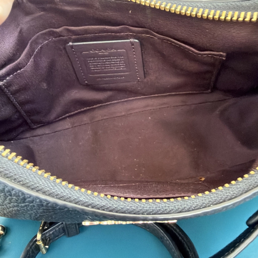 355 Coach Teri Shoulder Bag Black Pebbled Leather Genuine Strap Strap Damage