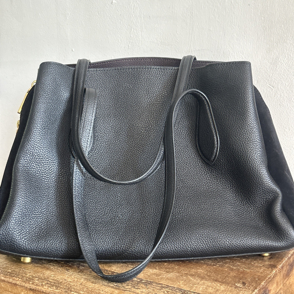 419 Coach Lora Carryall BNWOT in Black