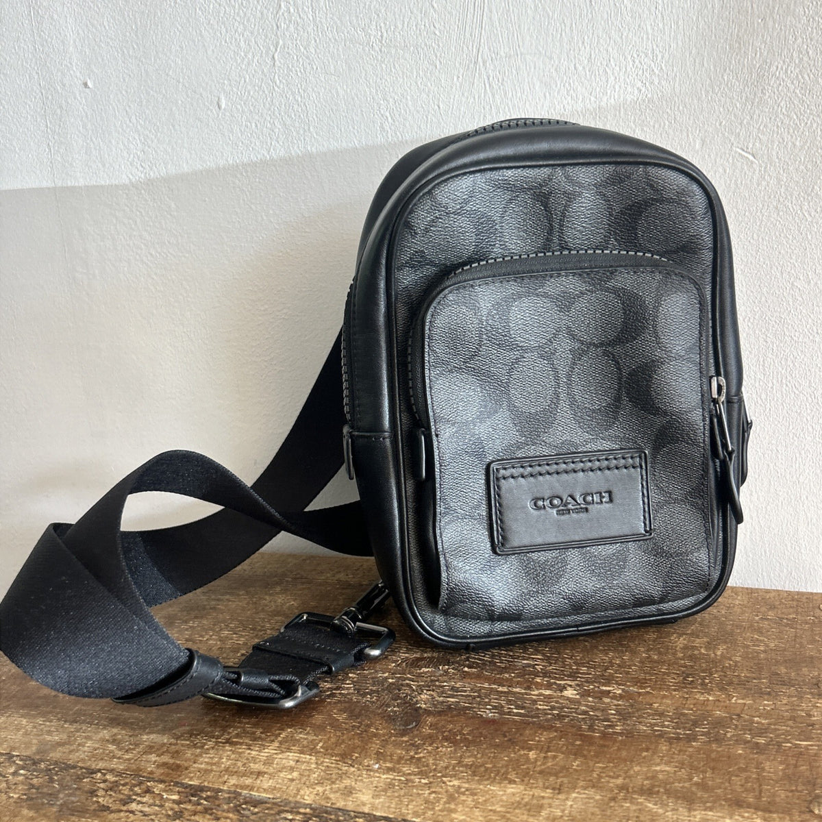 422 Coach Racer Sling Pack In Signature Black/ Charcoal/ Gunmetal Canvas  BNWOT