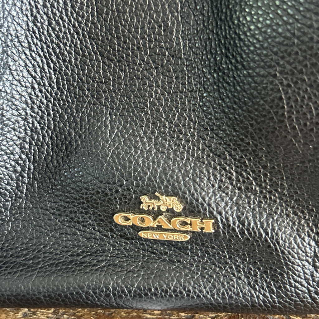 417 Coach Hadley Crossbody Bag BNWT in Black