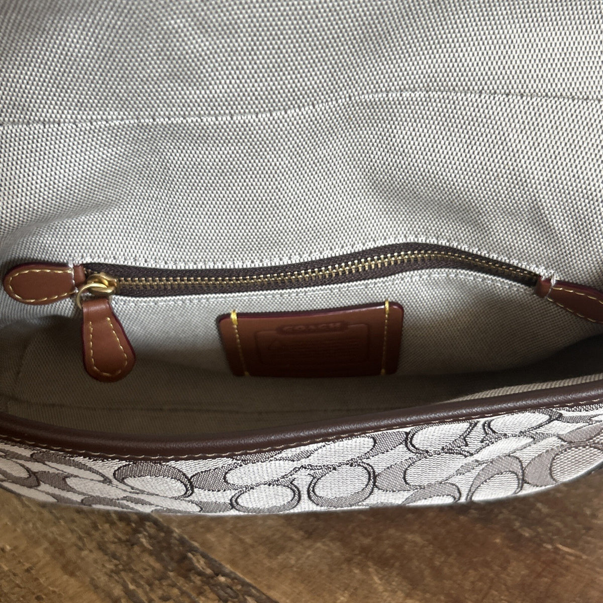 409 Coach Soho 25 In Signature Oak Maple BNWOT